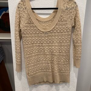 American Eagle Sweater, Scoop Neck, size Medium, cream color with silver thread.